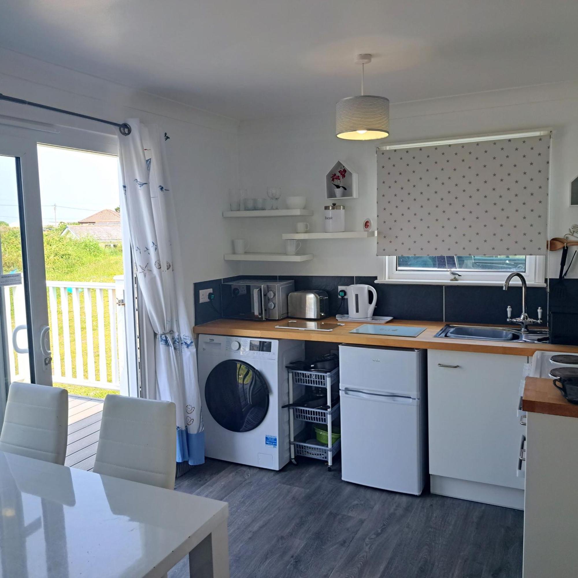 Villa F24 Glenara, Riviere Towans Hayle Exterior foto